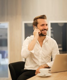 (text not found: homeContactBlockImageAlt)